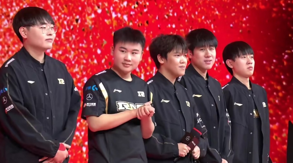 同时促进国 同时促进国