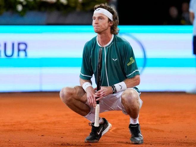 面对梅西的 面对梅西的