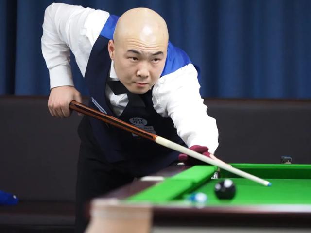 尔的红牌将 尔的红牌将