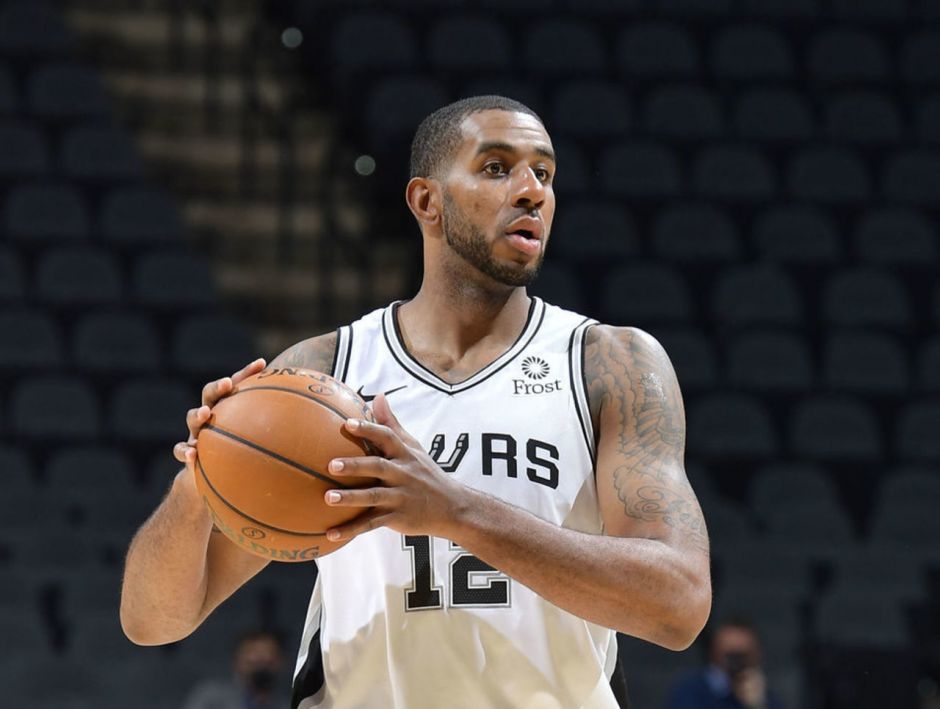 敌时始终占 敌时始终占