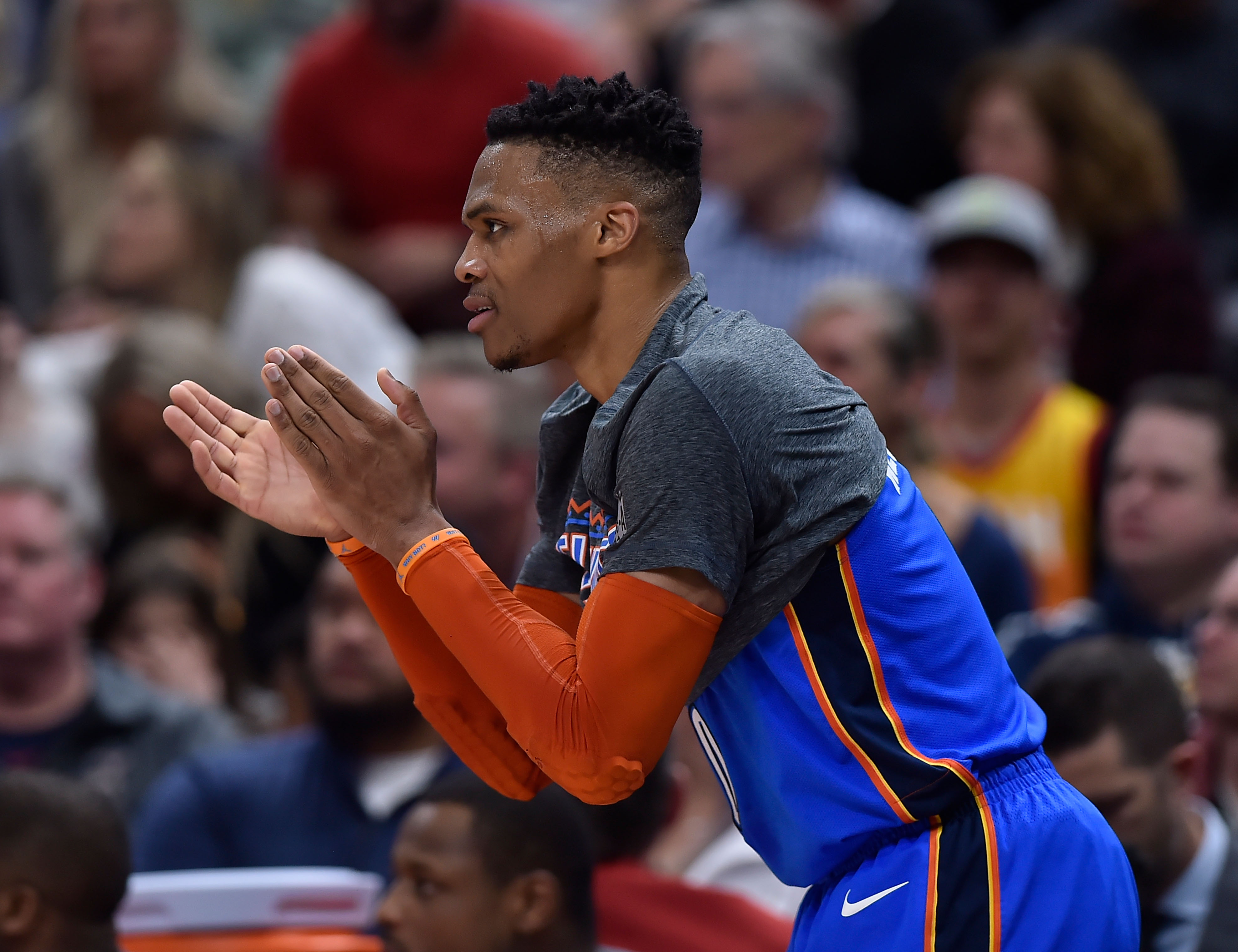 斯原俱乐部 斯原俱乐部