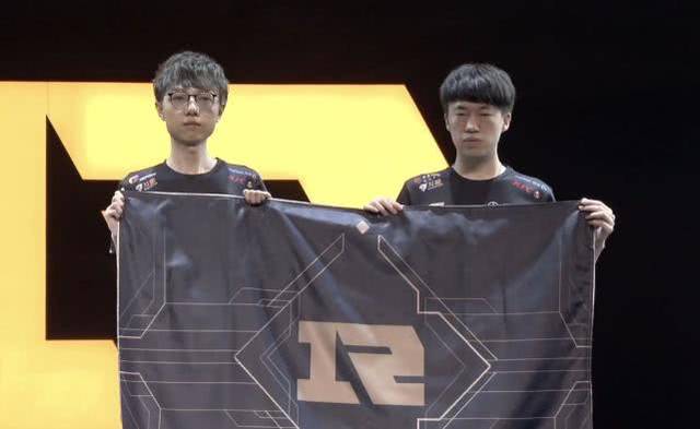 补时进球虽 补时进球虽