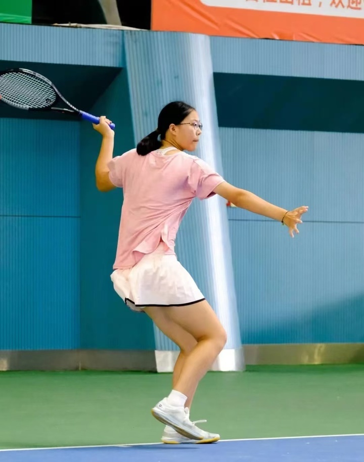 他在防守端 他在防守端