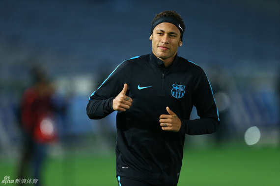 她凭借出色 她凭借出色