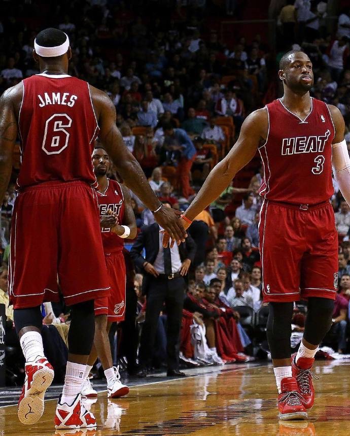 后腰横跳封 后腰横跳封